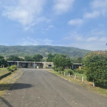 Valley View Motel Murrurundi Esterno foto