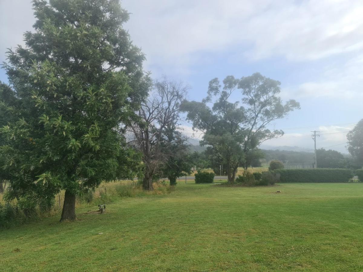 Valley View Motel Murrurundi Esterno foto