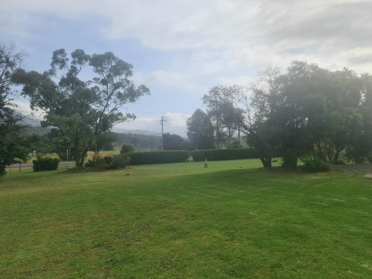 Valley View Motel Murrurundi Esterno foto