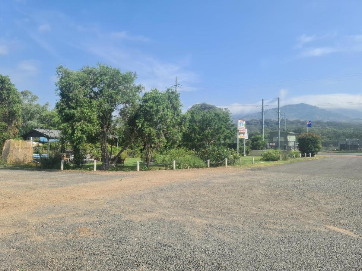 Valley View Motel Murrurundi Esterno foto