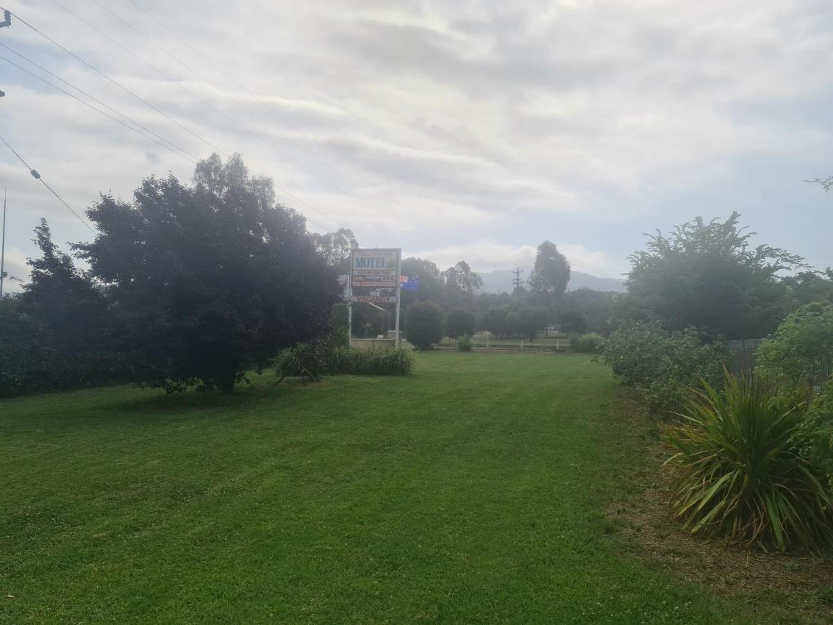 Valley View Motel Murrurundi Esterno foto